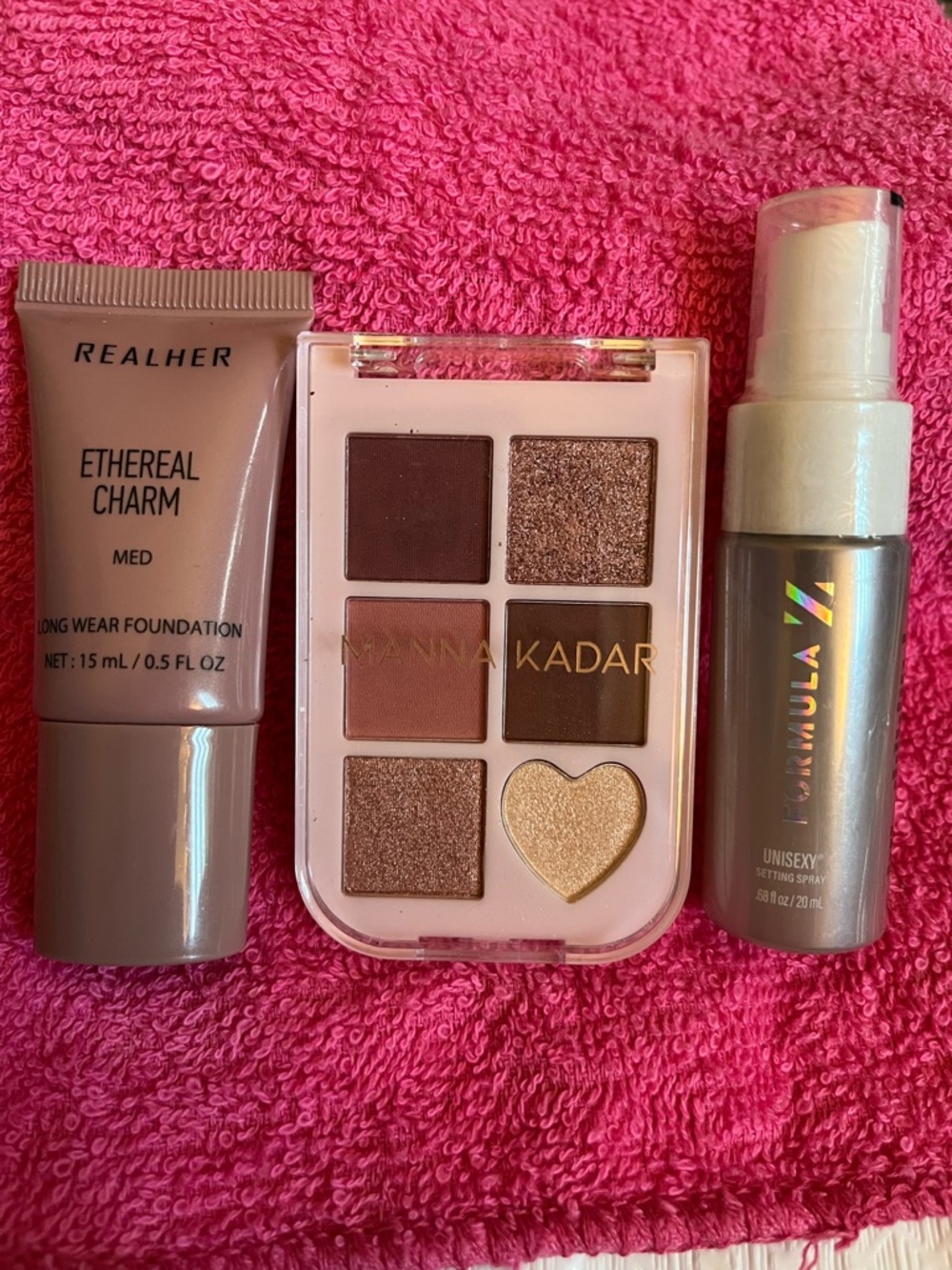 Mini Eyeshadow Palette in Brown, Bronze & Gold Tones
